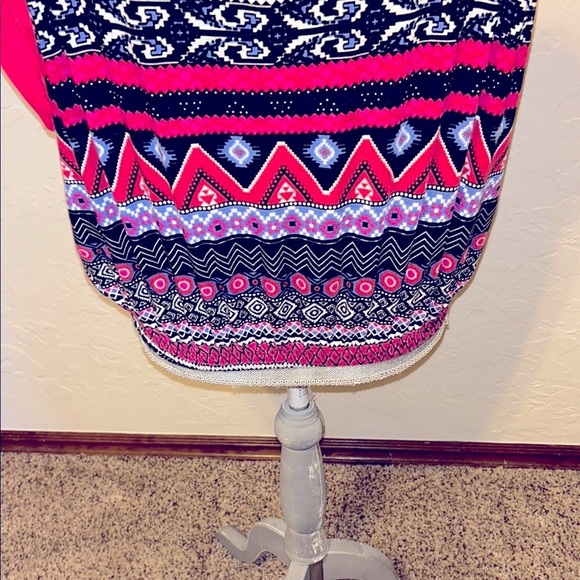 Bongo Trendy Pink & Black Boho Look Women's elastic bottom Top. Sheer arms Sz XL - Picture 4 of 14